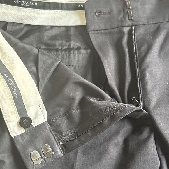 Ann Taylor Black Cotton Blend Dress Pants Ankle Length Cuffed Bottom Size 6P - Picture 2 of 8